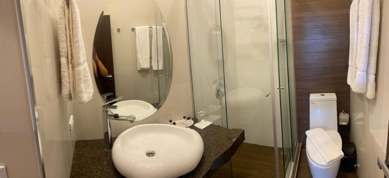 Hotel Innova Tarija Bagian luar foto
